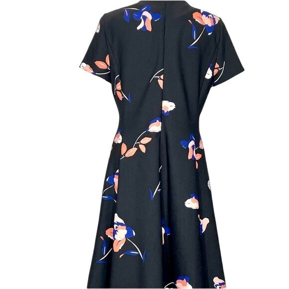 DKNY Black Floral Dress with Pockets!! Size 10 - Picture 3 of 5